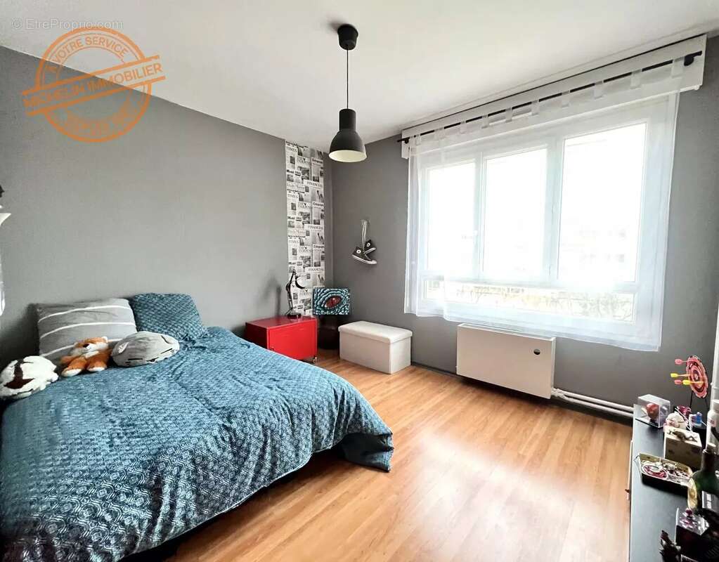 Appartement à OULLINS