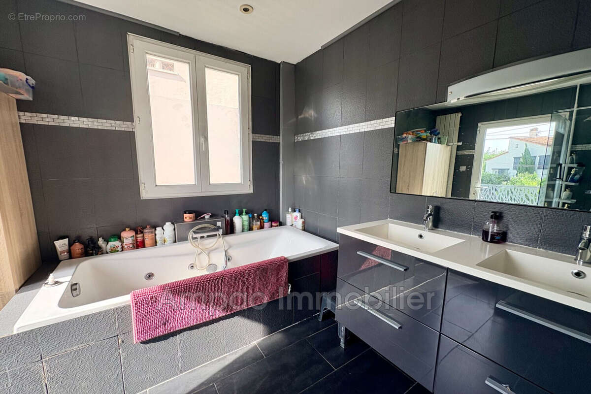 Maison 167 m² à Elne  - photo 8