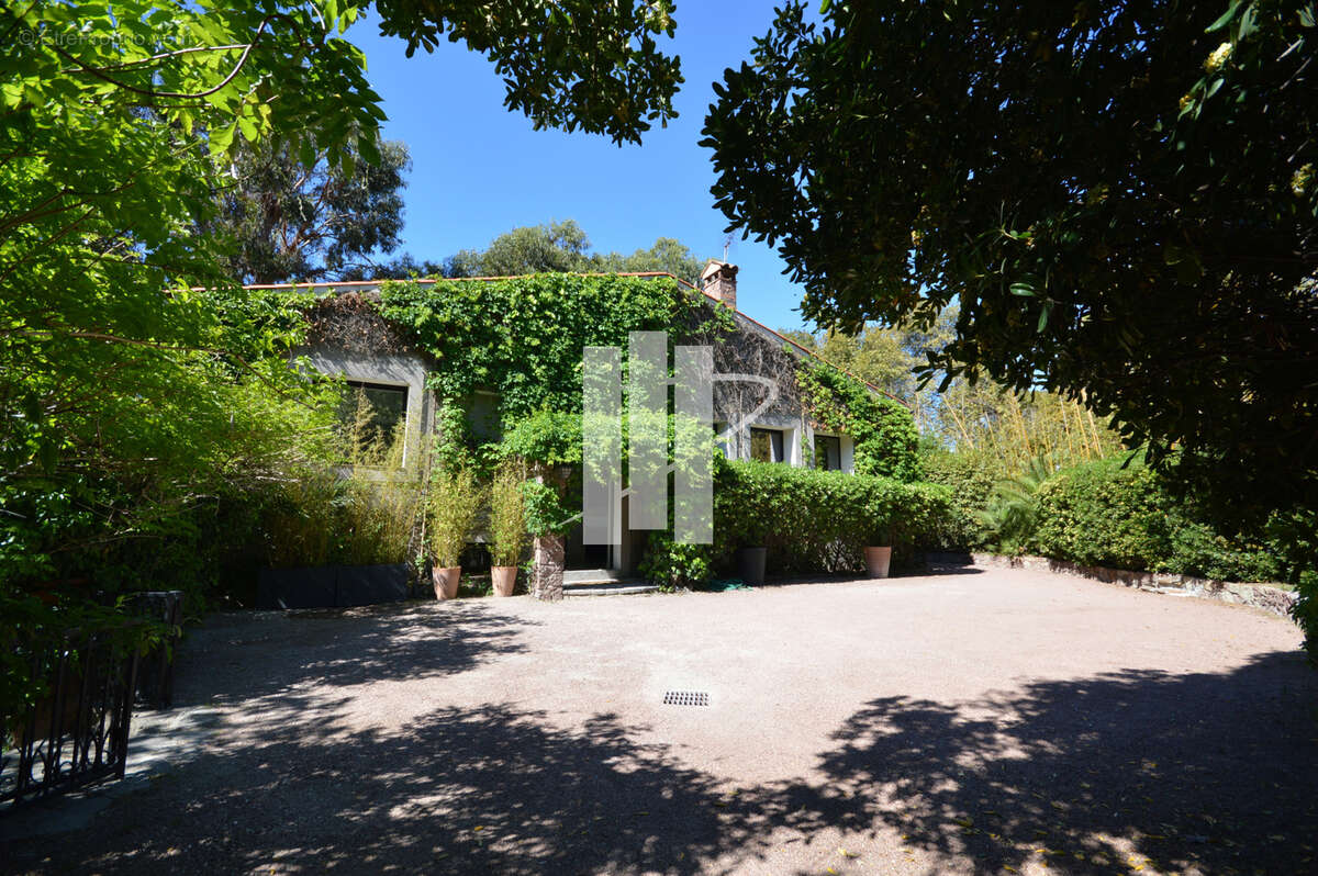 Maison à SAINT-RAPHAEL