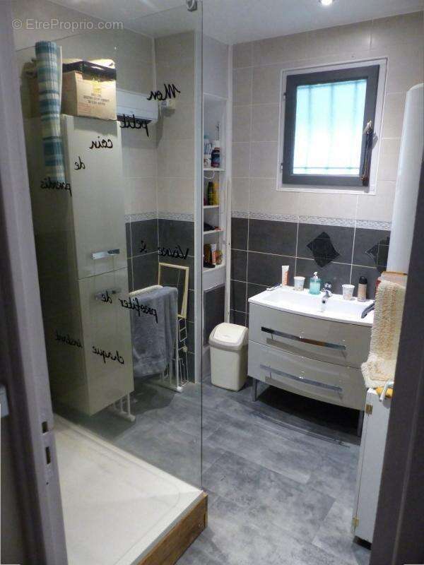 Maison à THEVET-SAINT-JULIEN