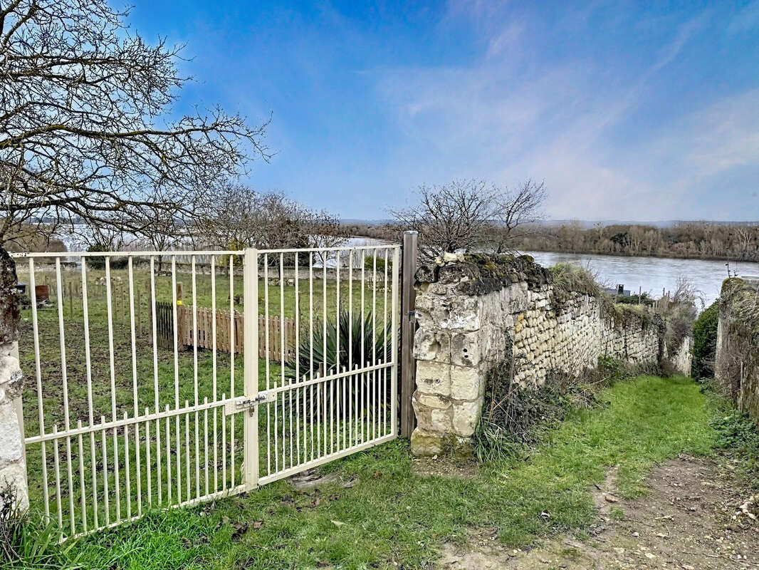 Maison à MONTSOREAU