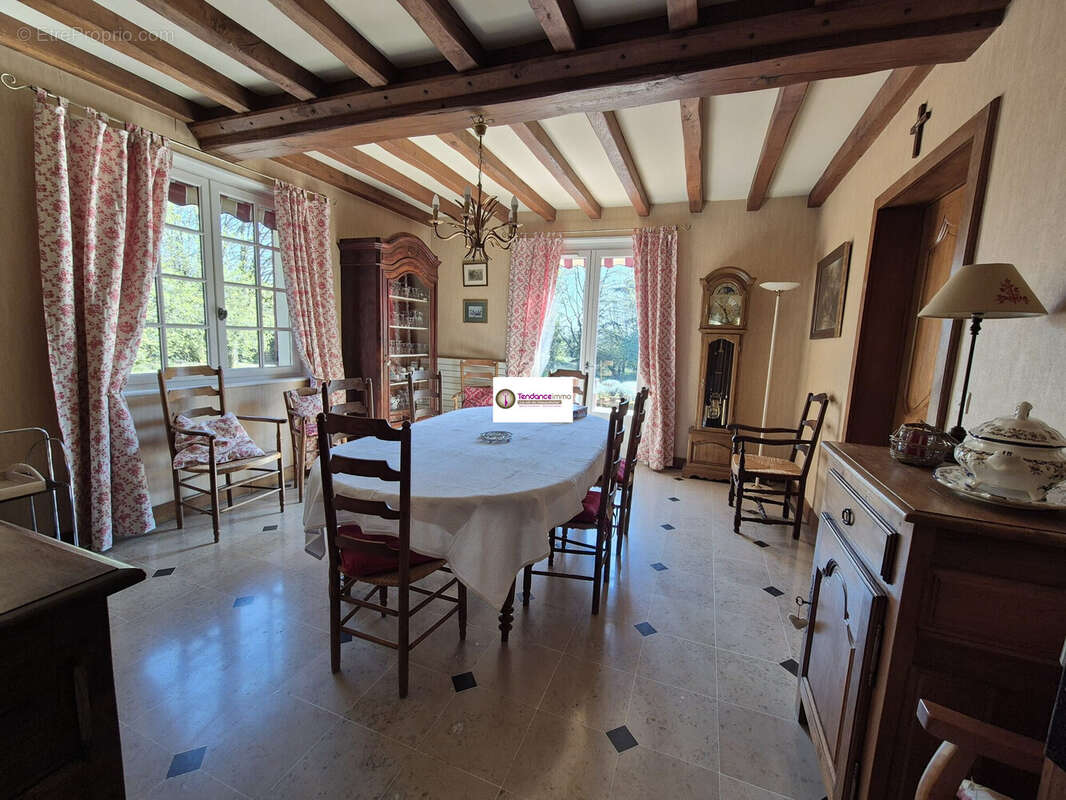 Maison à MORTAGNE-AU-PERCHE