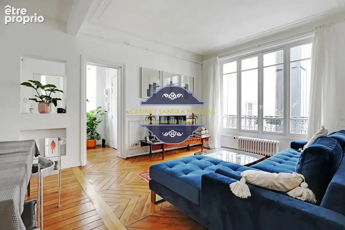 Paris IXème. Blanche.  Appartement- 2 chambres 71m²- 890 000 euros - photo 1