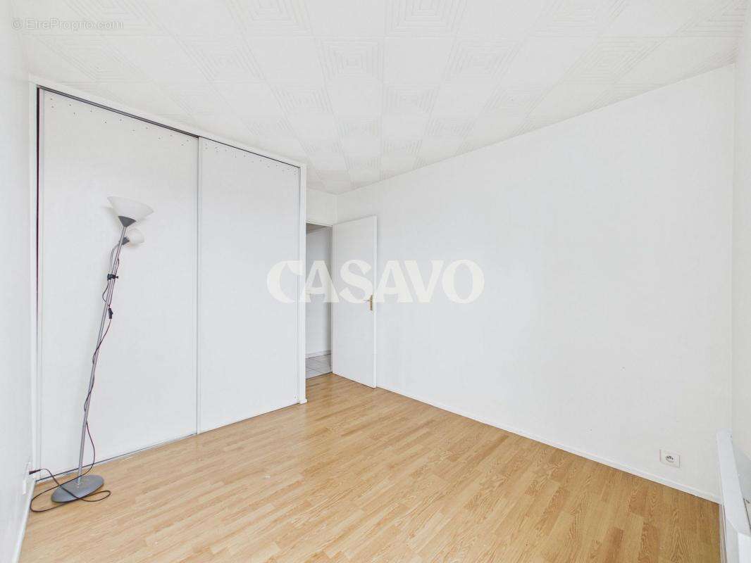 Appartement à LA COURNEUVE