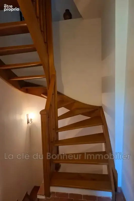 Maison 4 pièces 103 m² à vendre à Montagnac-Montpezat (04500) - photo 9