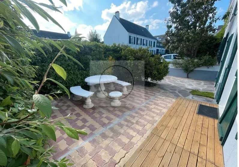 Maison 168 m² à Cesson  - photo 3
