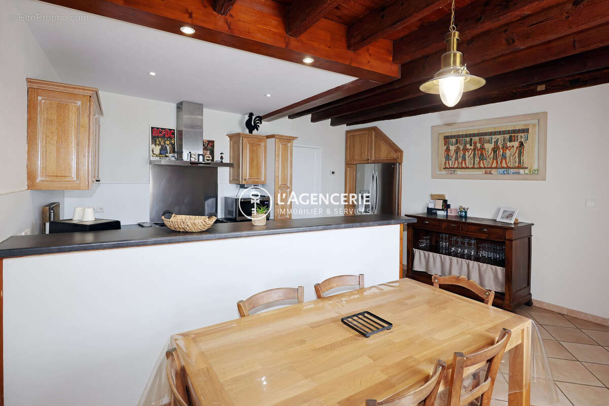 Maison à LESCURE-D&#039;ALBIGEOIS