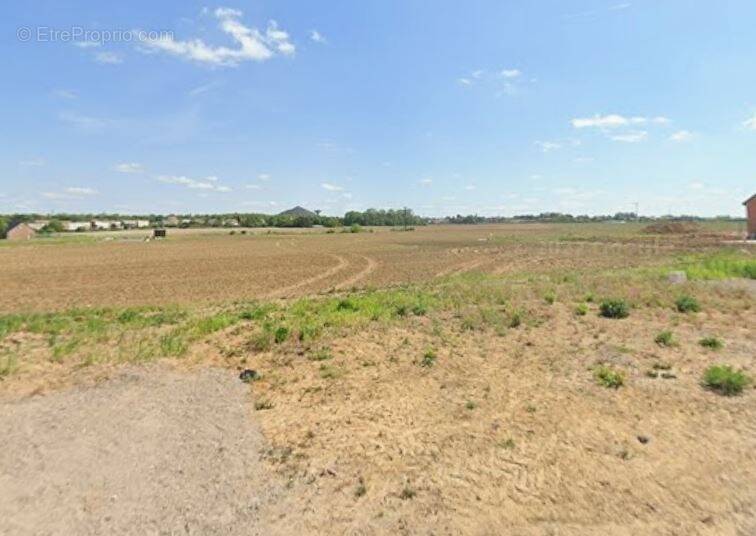 Terrain à CAMBRAI
