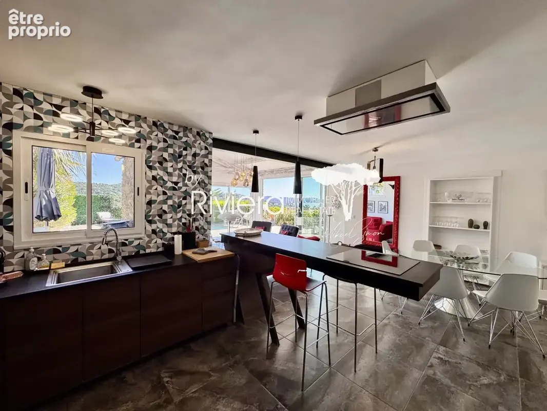 CAVALAIRE - Superbe villa contemporaine  - 5 chambres - bell - photo 11