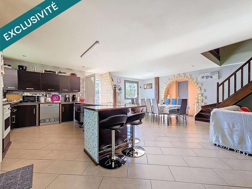 Maison 230 m² à Graissessac  - photo 8