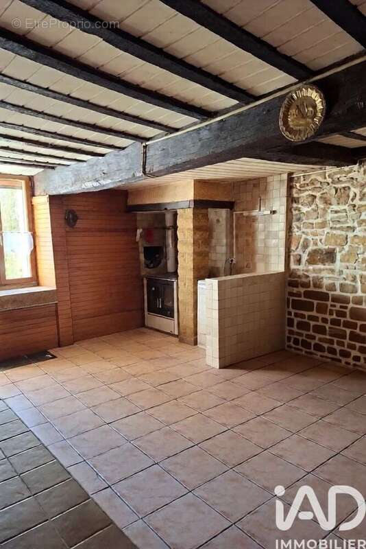 Photo 8 - Maison à POMOY