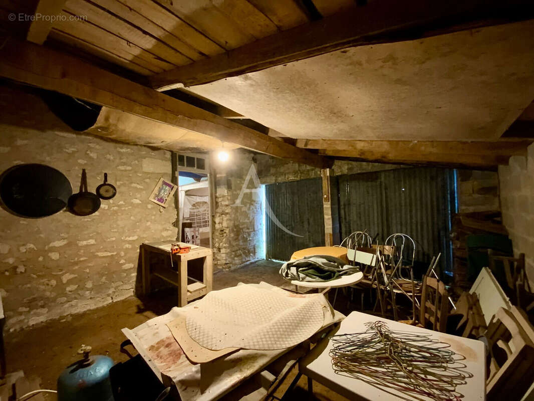 Ensemble immobilier de caractère à rénover - photo 12
