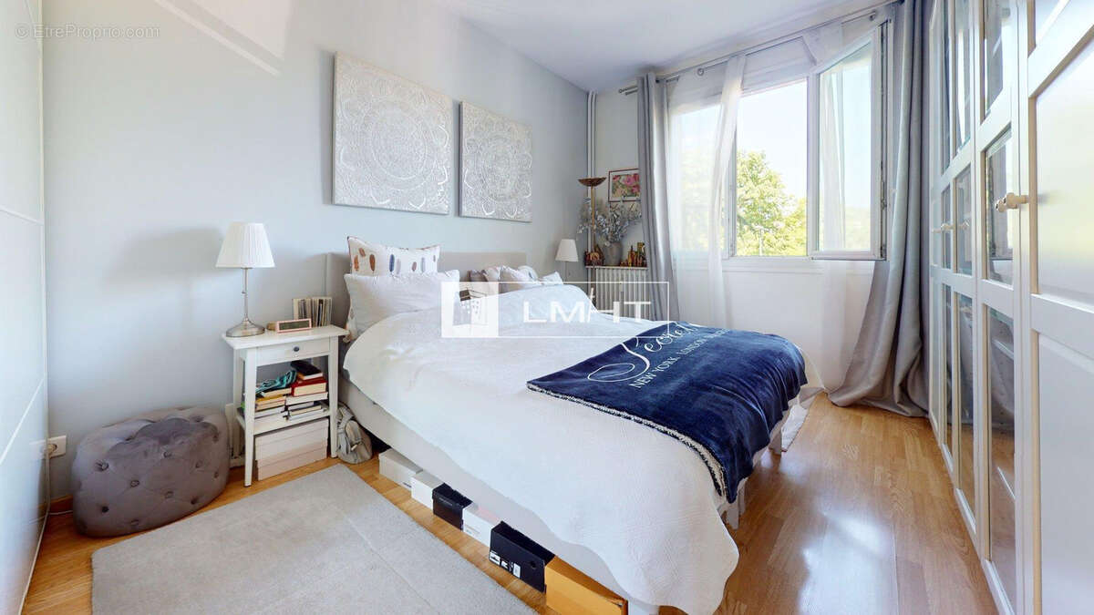 Appartement à SEVRES