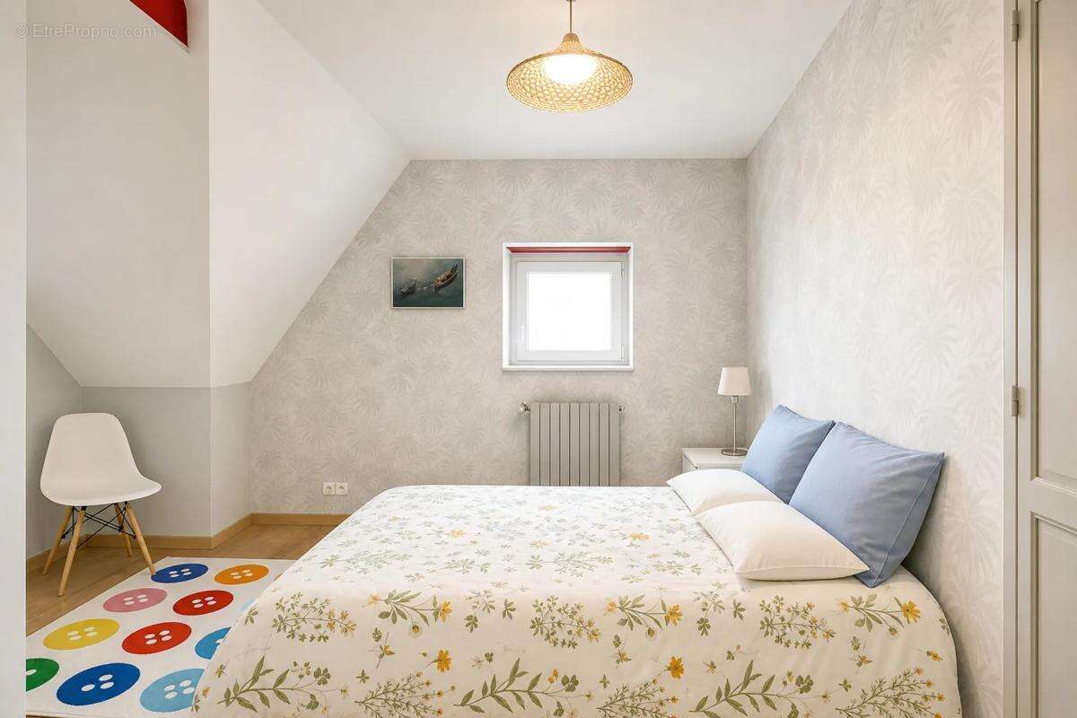 Maison rénovée 230 m² à Fyé - photo 23