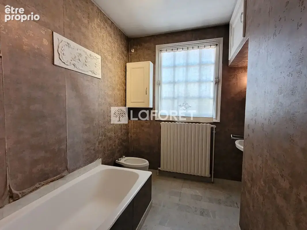 CUERS : Maison de village 5 Pièces avec dépendance sur terrain de 400 m² - photo 13