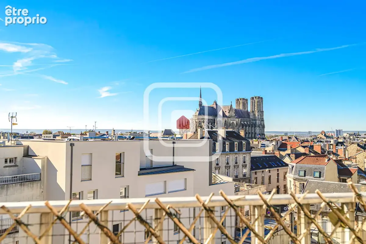 SECTEUR FORUM Appartement Reims 4 pièce(s) 106 m2, terrasse, stationnements - photo 8