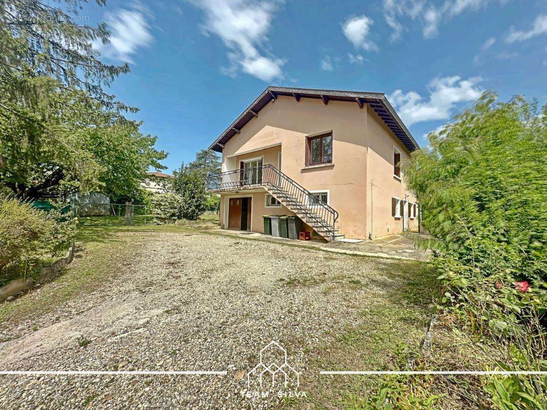 Maison 120 m² à Solaize  - photo 24
