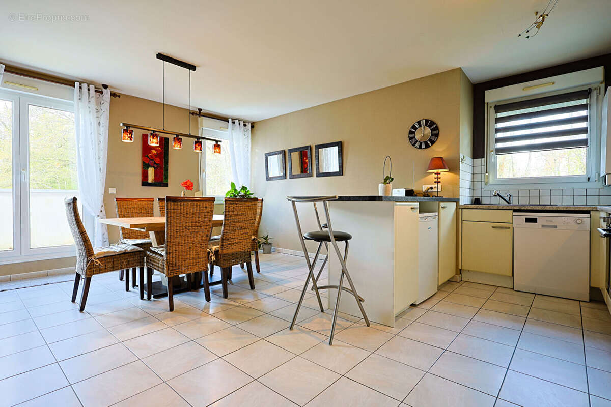 Appartement à CREHANGE