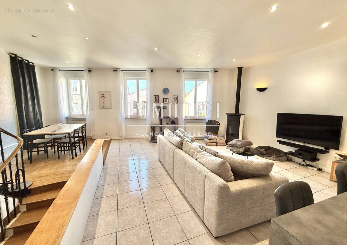 Appartement à THOISSEY
