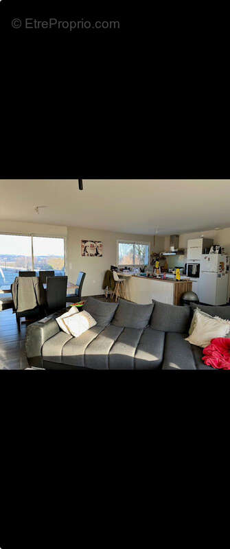 Maison à SAINT-YRIEIX-LA-PERCHE