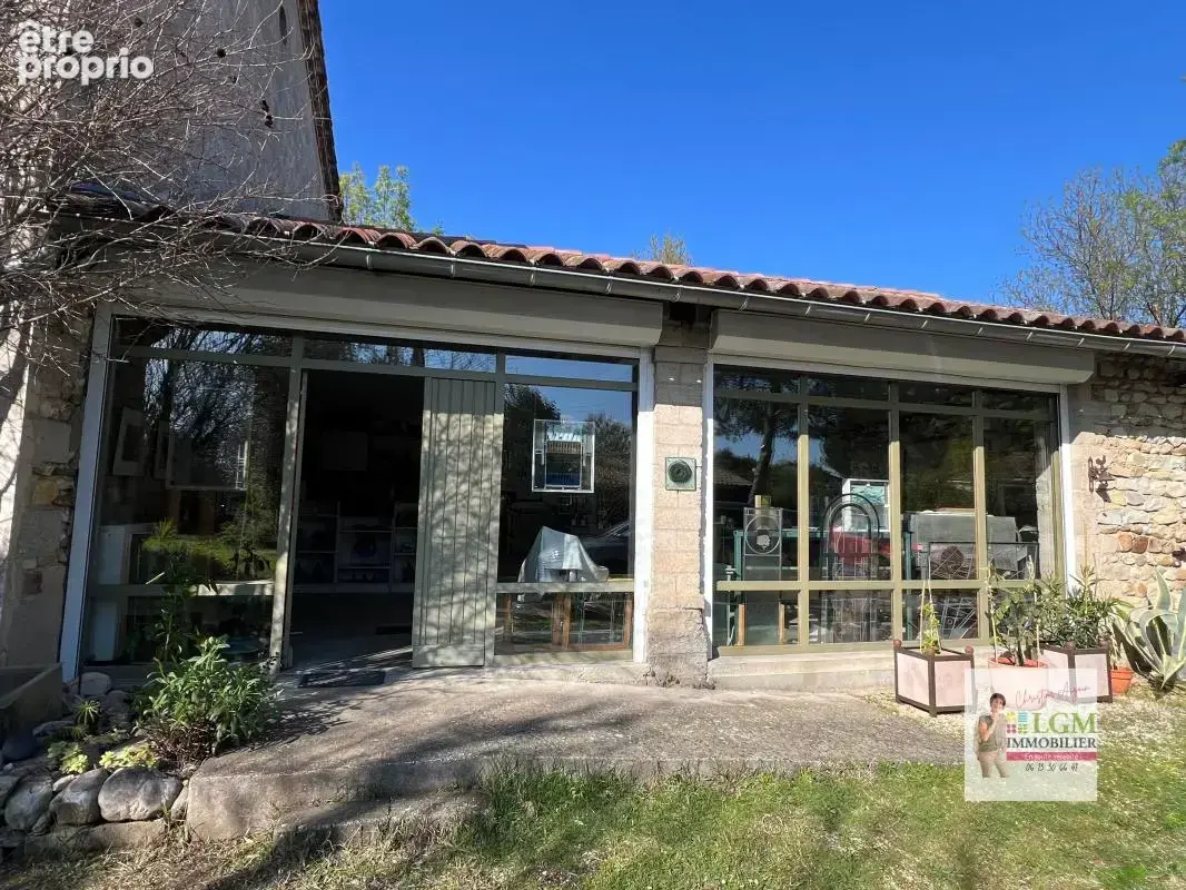 Propriete de caractere avec maison en pierre et atelier de 180 m2 - photo 16