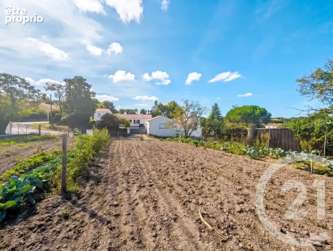 Terrain 410 m² à vendre à Poiroux (85440) - photo 2