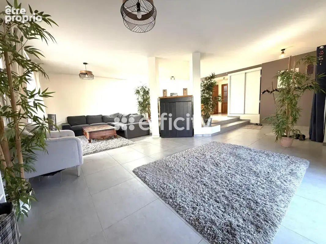 Maison 6 pièces 188 m² à vendre à Argenteuil (95100) - photo 2