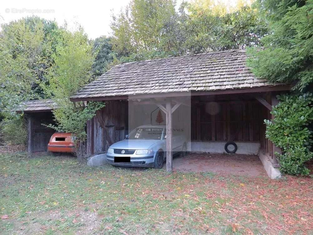 Maison à SAINT-GERMAIN-DE-CALBERTE