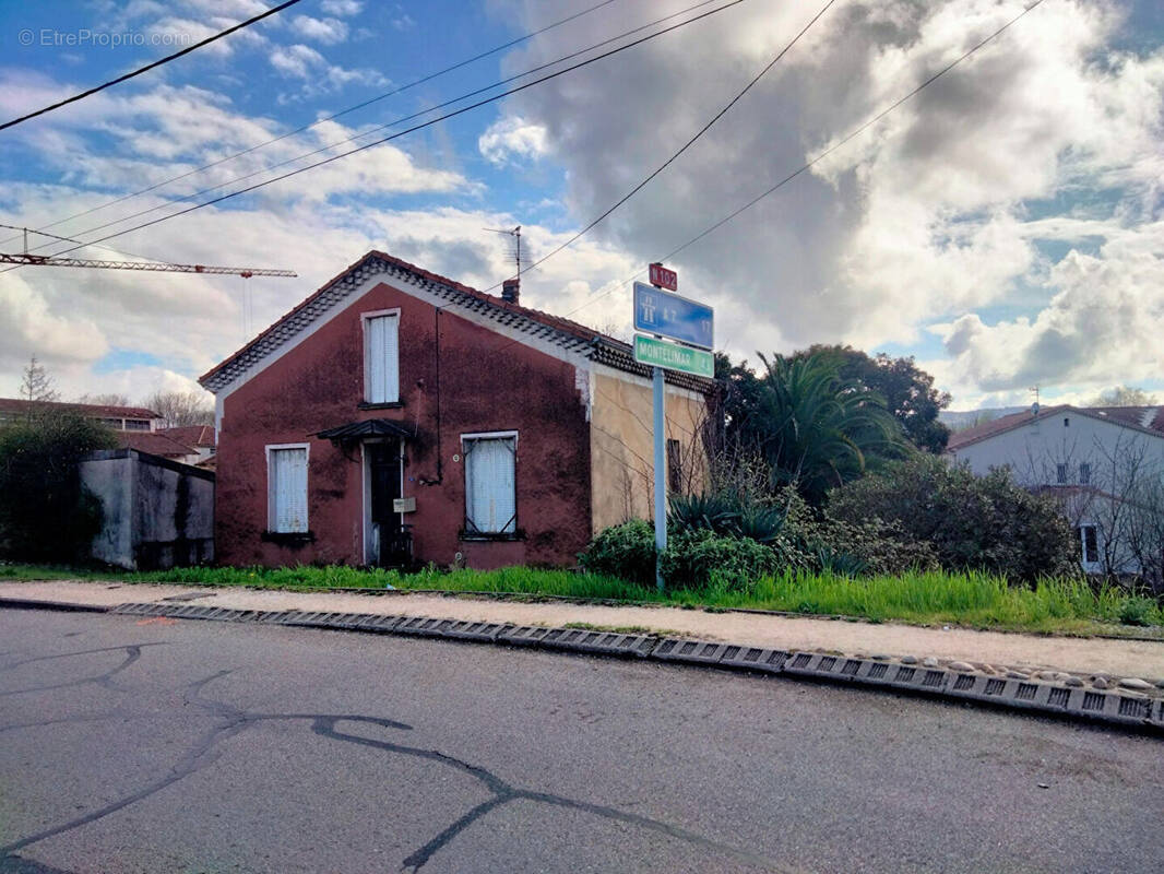 Maison à LE TEIL