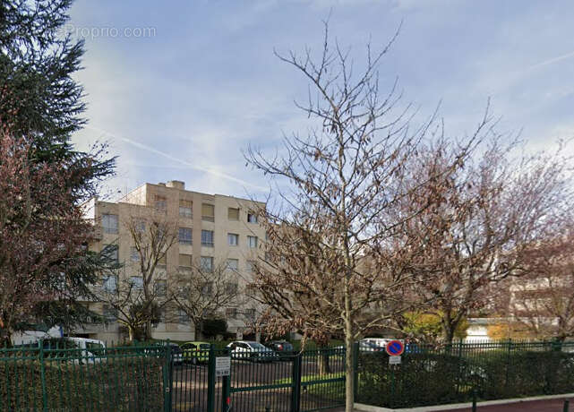 Appartement Le Plessis Robinson 5pièce(s) 106 m2 - photo 17