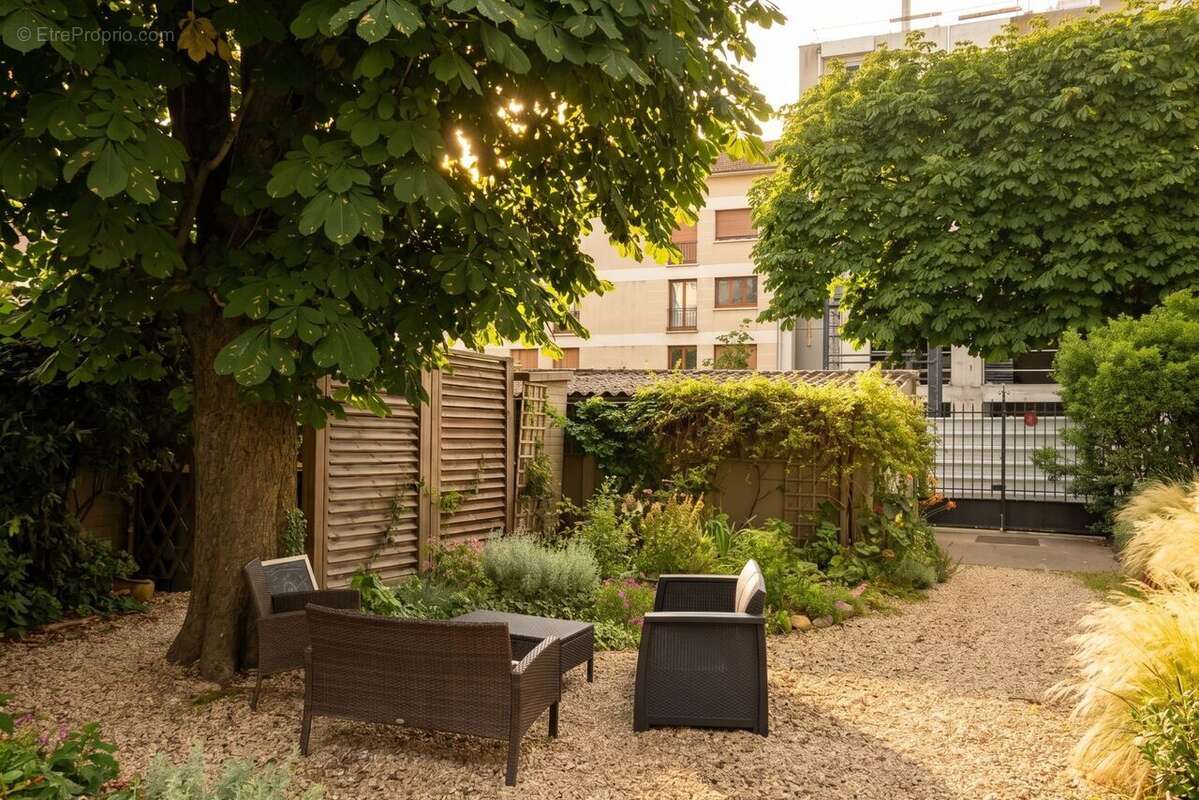 Appartement à SAINT-MAUR-DES-FOSSES