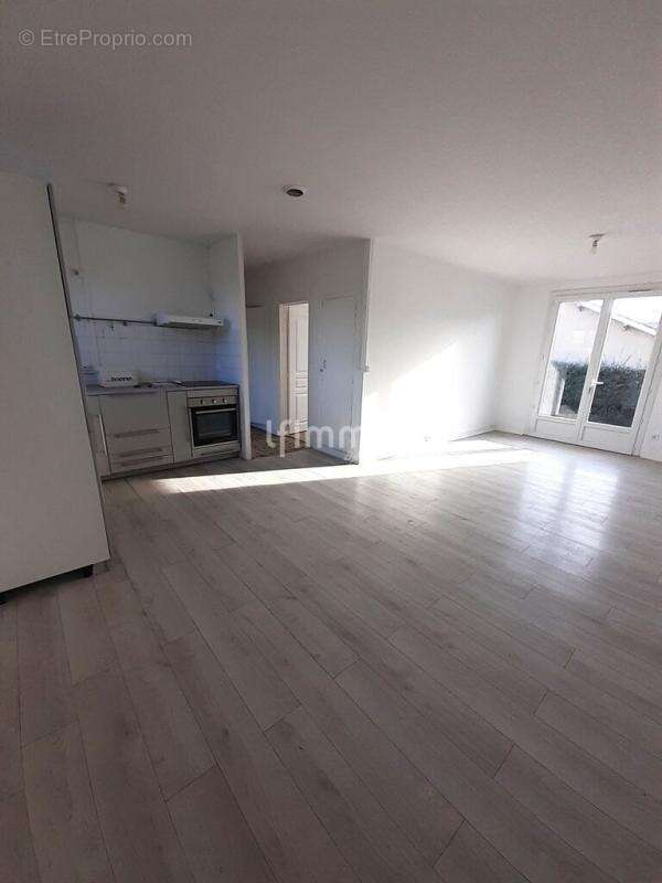 Maison à SAINT-LAURENT-MEDOC