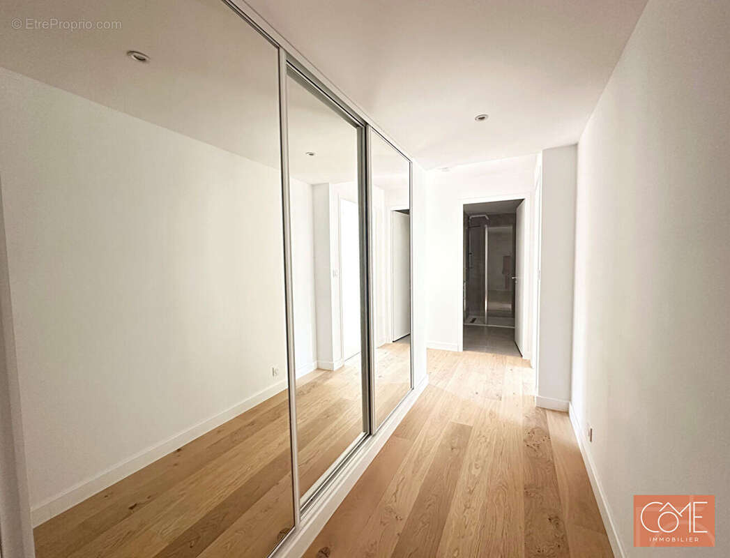 Grand type 3 neuf de standing - 12m² de terrasse - vue canal de l'ille - anatole france - rennes - photo 6