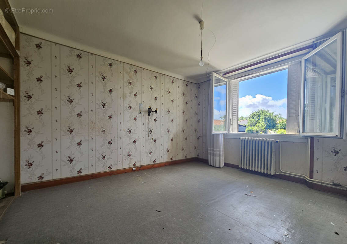 Maison de bourg la romagne 4 chambres - photo 10