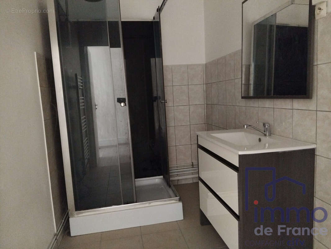 Appartement à SAINT-ETIENNE