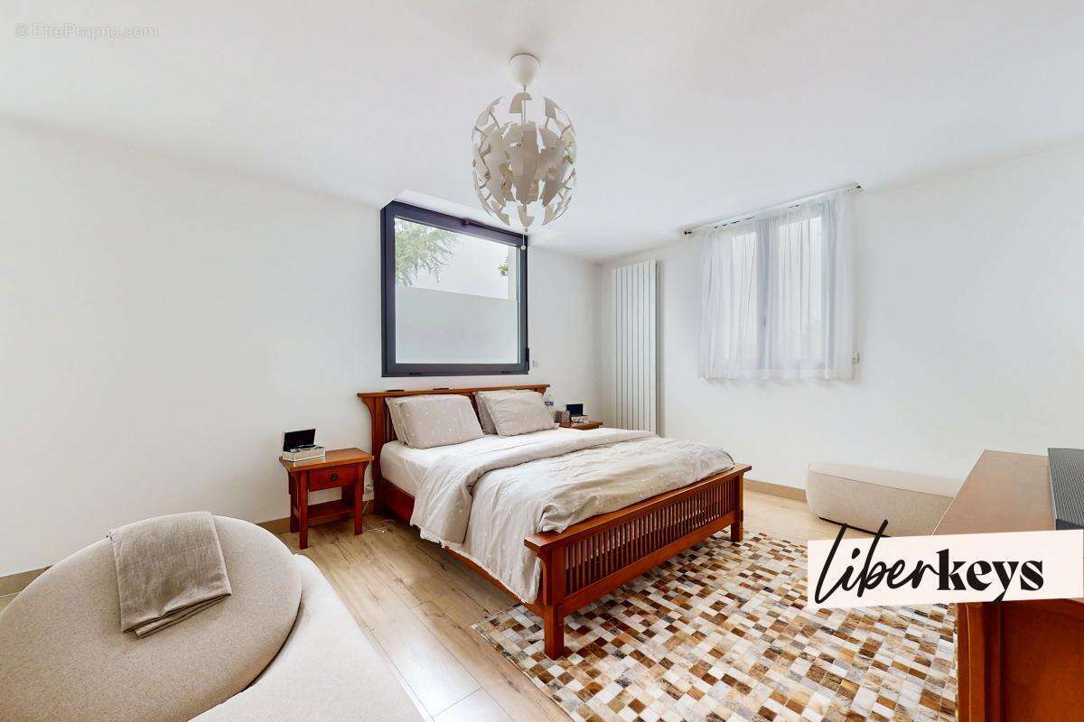 Appartement à SAINT-MAUR-DES-FOSSES