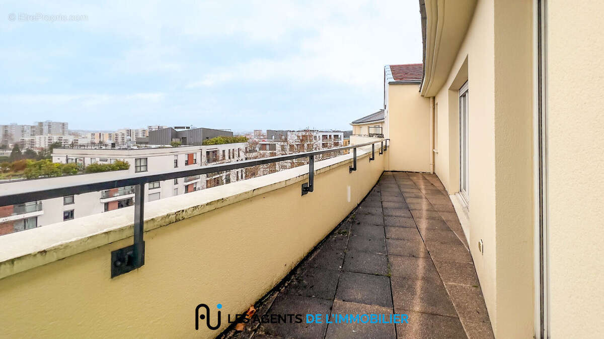 Appartement à RUEIL-MALMAISON