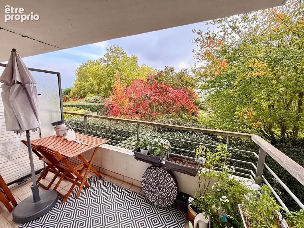 Appartement à LE PLESSIS-ROBINSON