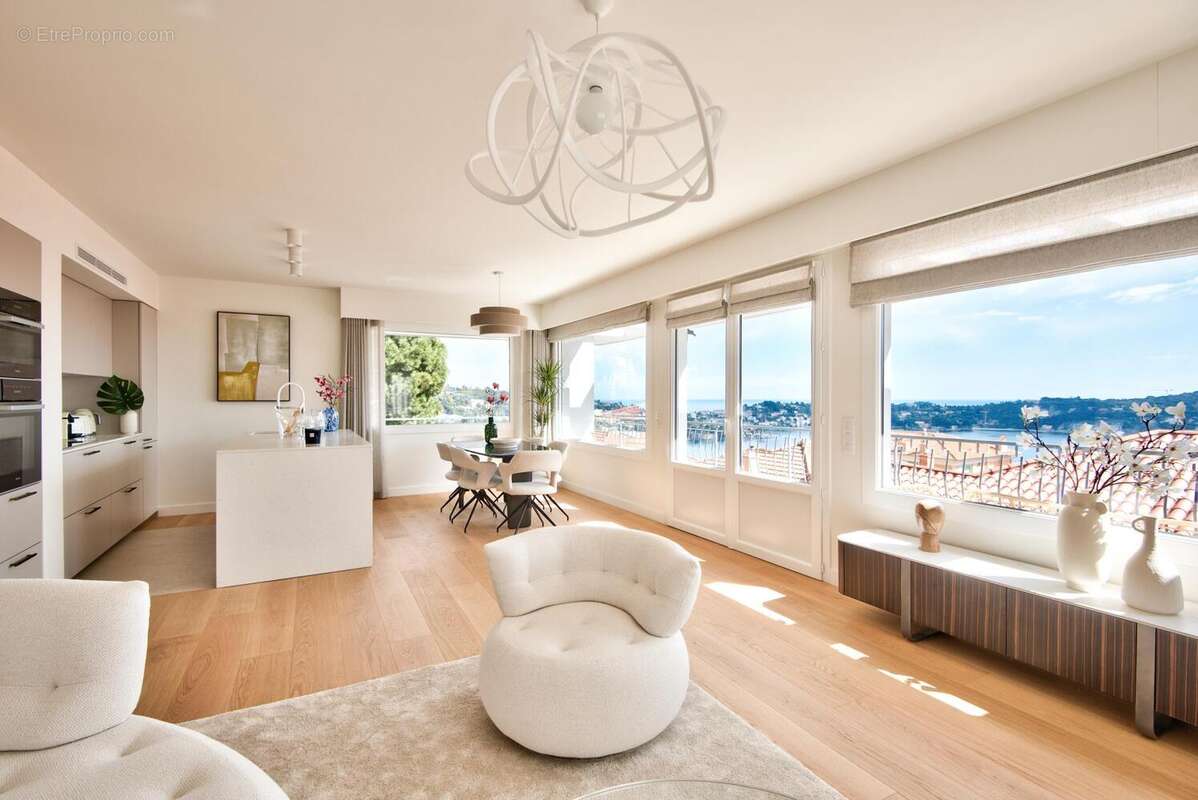 Appartement à VILLEFRANCHE-SUR-MER