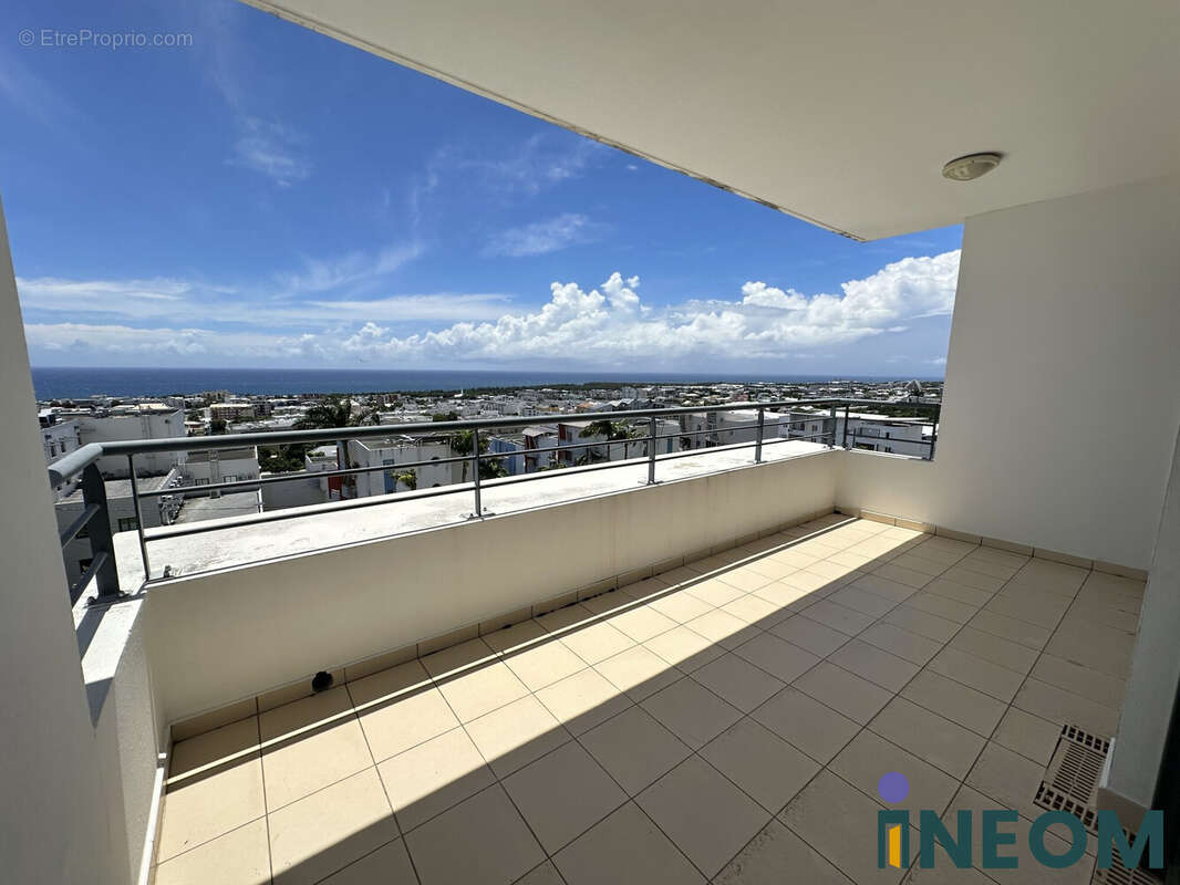 Appartement à SAINT-DENIS