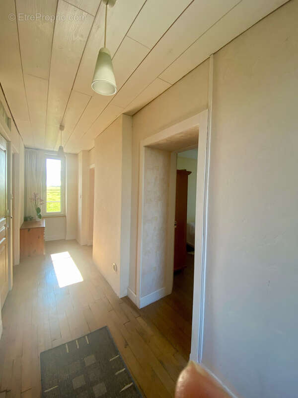 Maison à BENAYES
