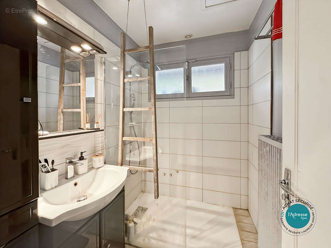 Maison à NAINVILLE-LES-ROCHES