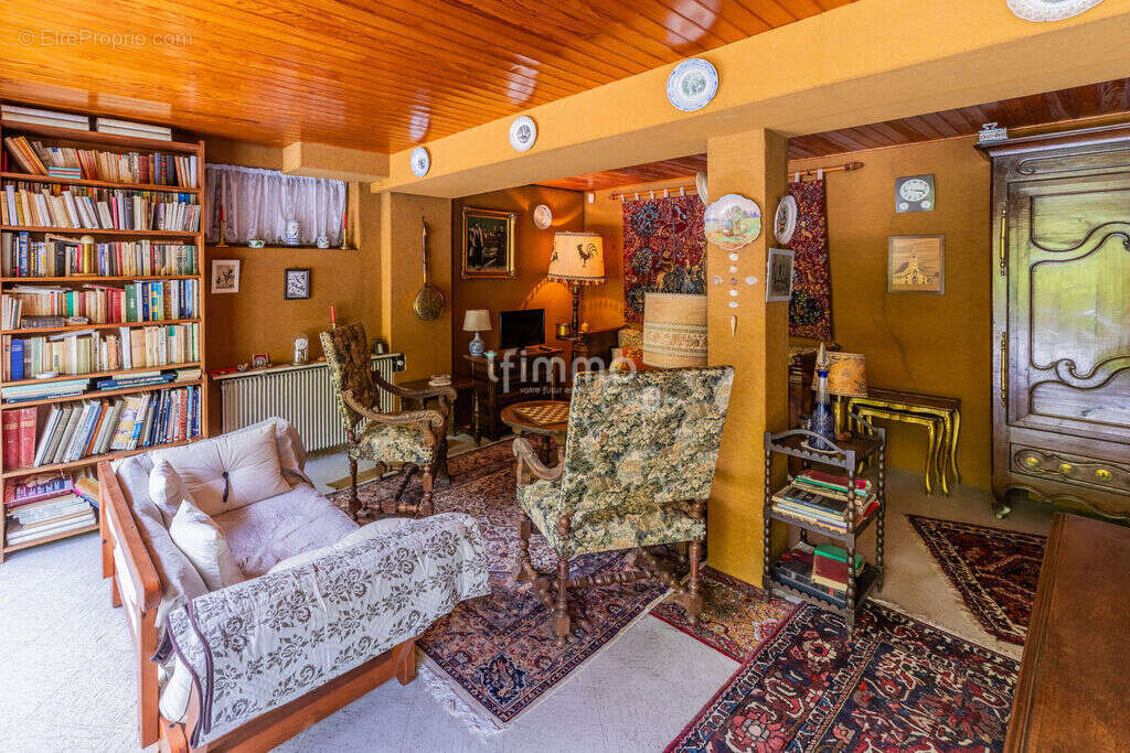 Maison à CHATEAU-SALINS