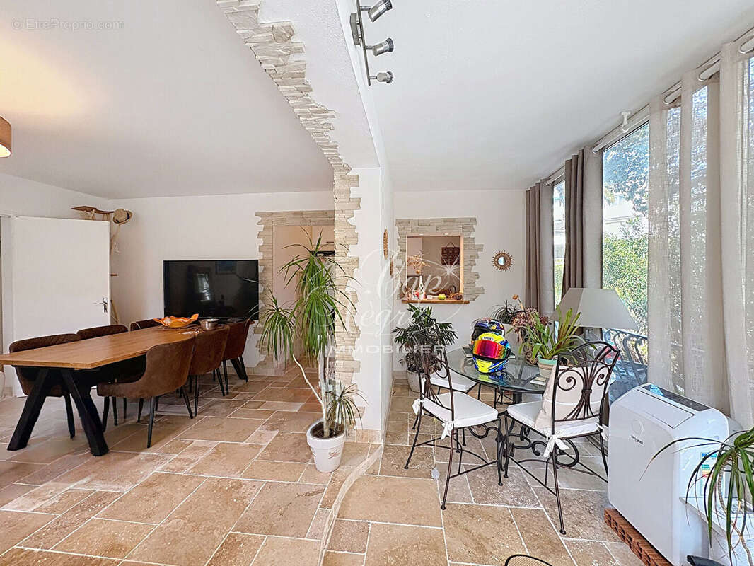 Appartement à CAVALAIRE-SUR-MER