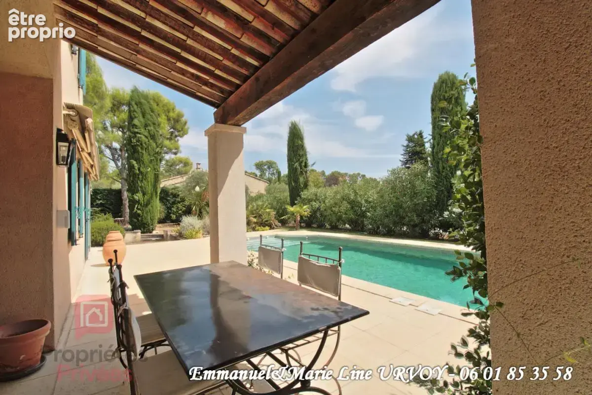 A VENDRE - Barbentane. Quartier résidentiel, maison 3 chambres, garage, piscine - photo 12
