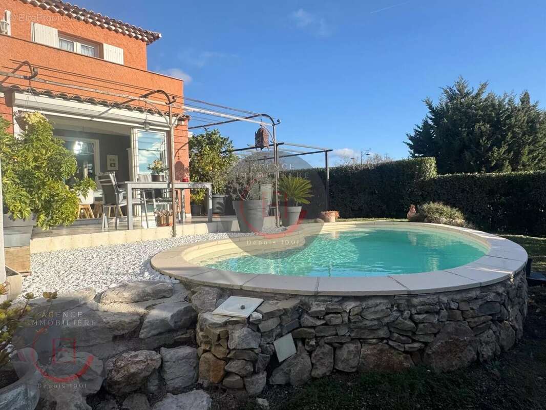 Maison à LES ADRETS-DE-L'ESTEREL