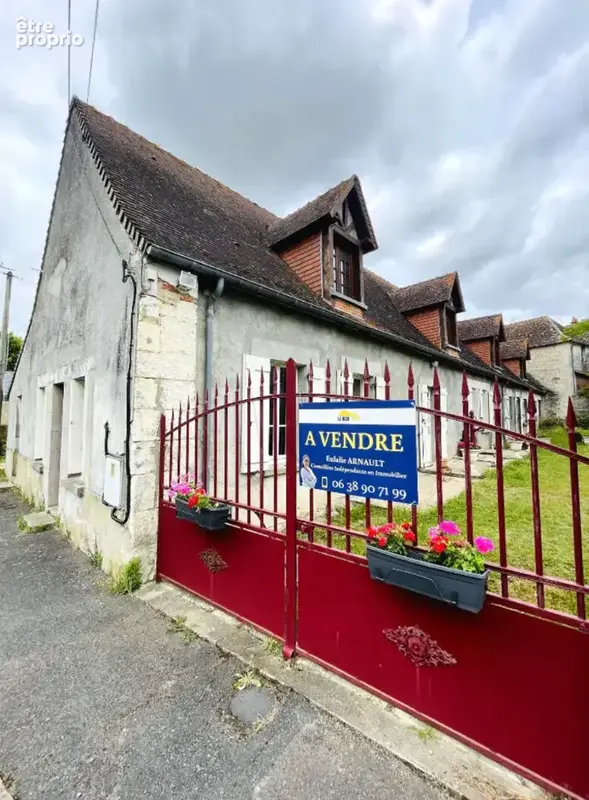 Longère en pierre 180 m² avec dépendances / Charme de l'ancien à Cussay - photo 13