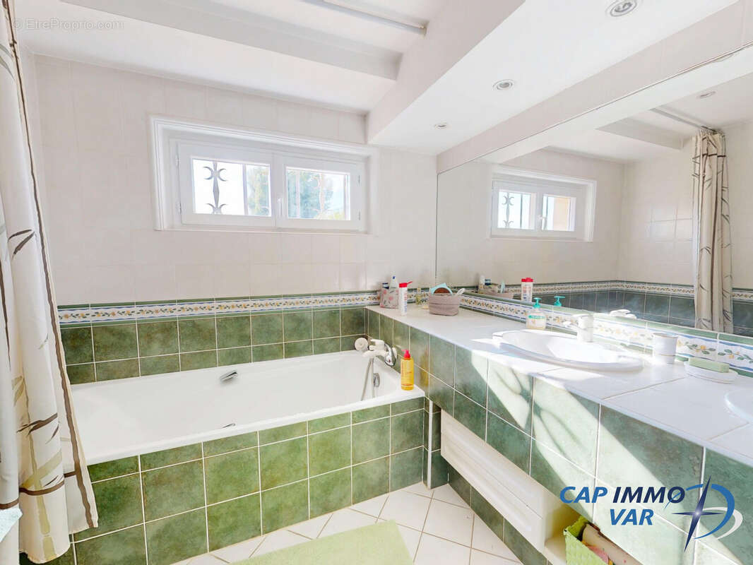 Maison à SANARY-SUR-MER