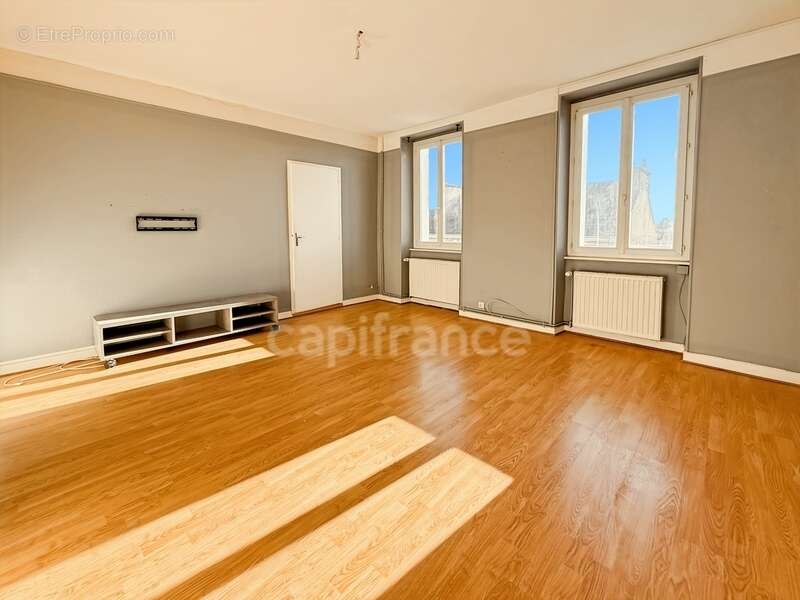 Appartement à LE CREUSOT