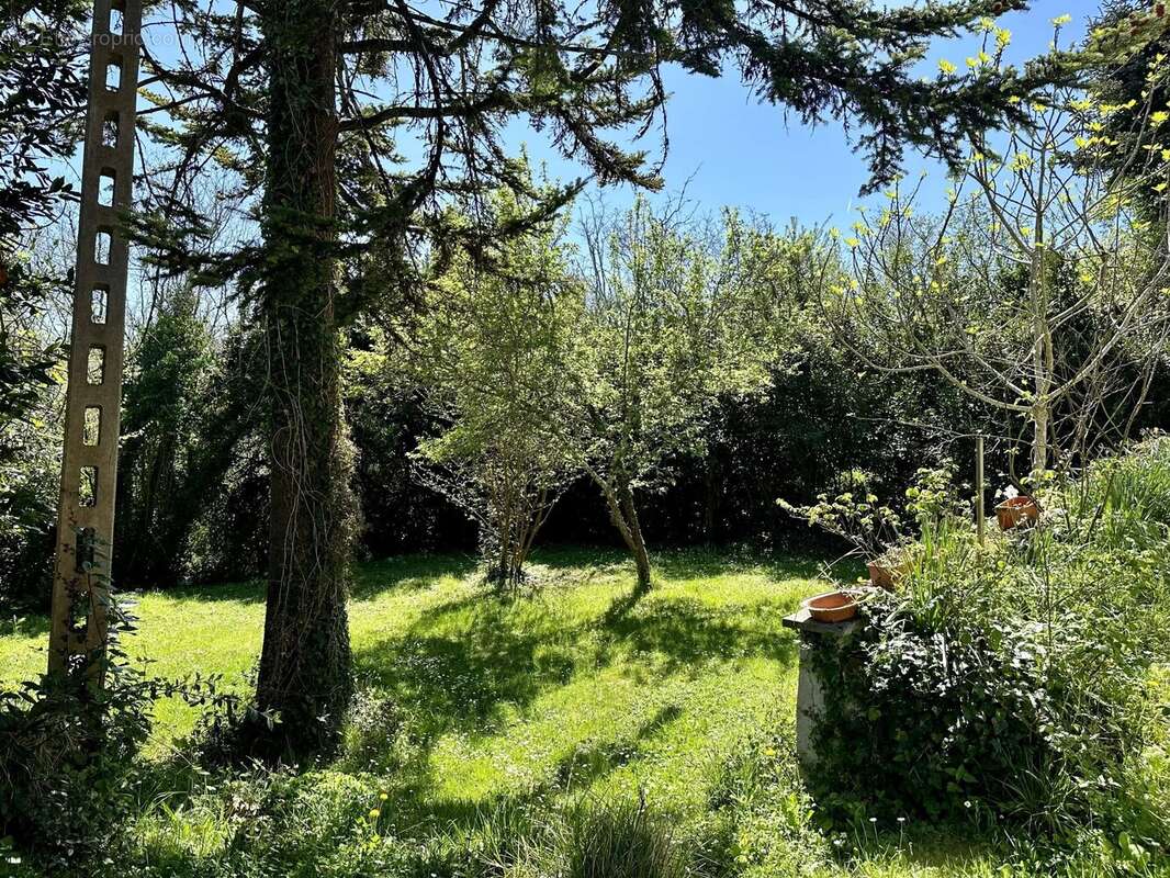 Maison traditionnelle en pierre dans un joli hameau - photo 2